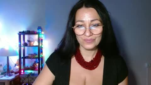 GinaONeon online show from November 6, 8:56 pm