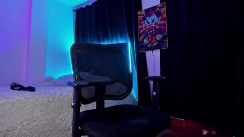 GIOMAR REYES online show from January 11, 3:34 am