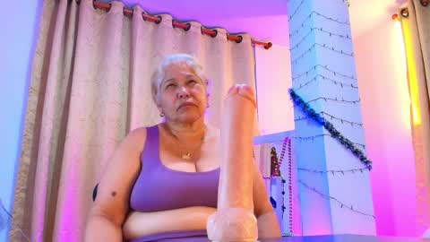 Girl Amada online show from December 4, 10:42 pm