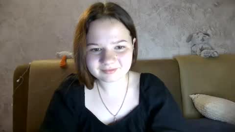girl_cute07 online show from May 4, 9:43 pm