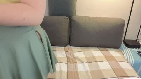 Girlfriend online show from April 23, 5:36 pm