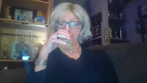 Girlinrock online show from February 16, 1:37 am