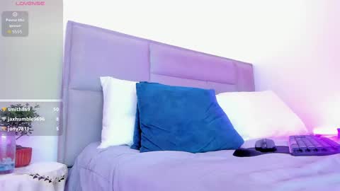 C. Sofia online show from September 28, 8:40 pm