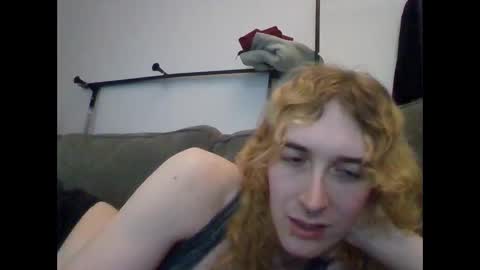 girlw0rm online show from March 6, 4:08 am