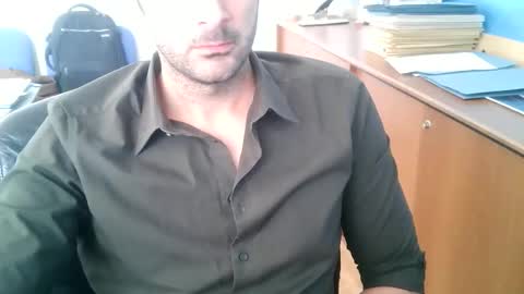 giuseppevai1 online show from October 29, 11:34 am