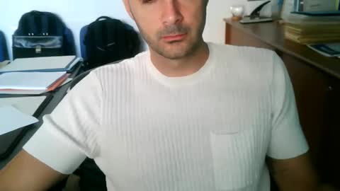 giuseppevai1 online show from September 21, 8:51 am