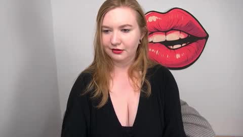 Nikki online show from October 28, 5:03 pm