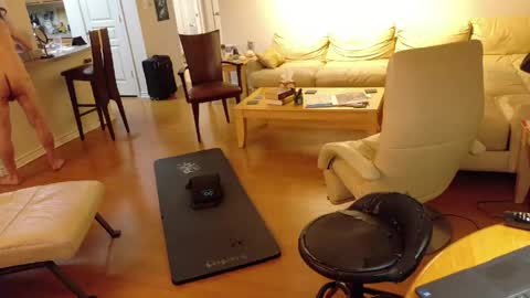 glennbitch online show from May 15, 3:48 am