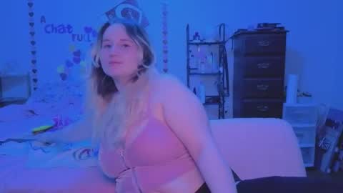 Glitch online show from February 21, 2:03 am