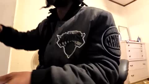 glomightyj online show from January 12, 1:45 am