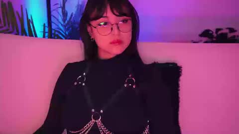 Mimi online show from March 12, 9:51 pm