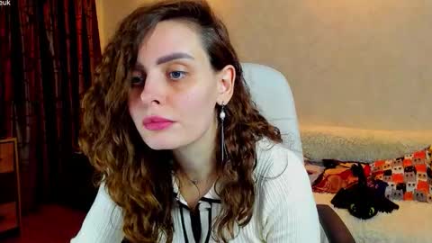 Gloria Wood online show from November 17, 4:42 pm