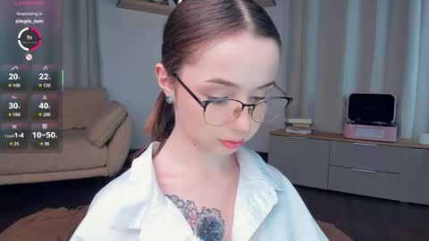 Ann Eliz and Gigi online show from May 21, 9:21 pm
