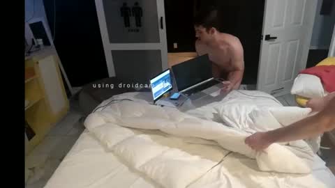 glutterslut1sub online show from September 20, 6:44 pm