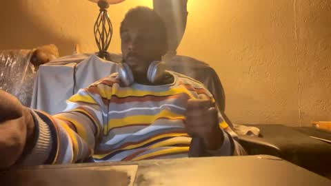 goatchocolate online show from December 21, 9:47 pm