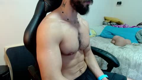 god hunkules online show from March 13, 6:22 pm