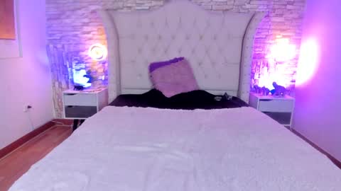 Aretha online show from March 31, 8:48 am