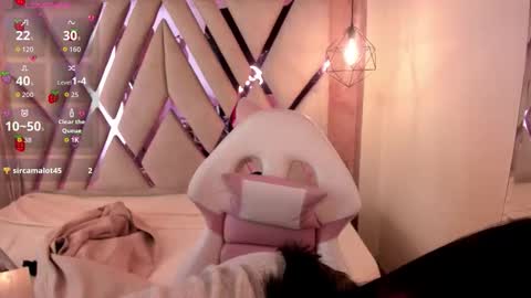 M A R T I N A  online show from February 11, 12:53 pm