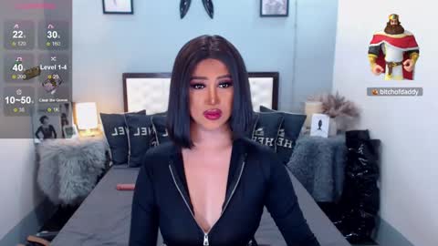 Nicole online show from January 15, 7:01 pm