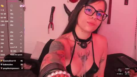 Abril online show from March 11, 2:42 am