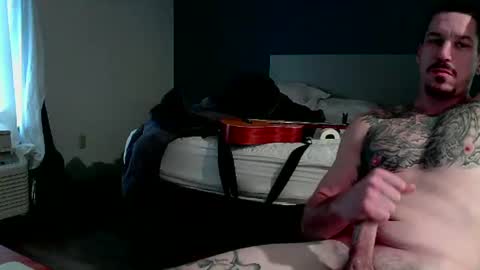 goinwild8900 online show from December 18, 6:35 pm