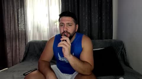 gold_alpha_boy online show from October 12, 12:20 pm