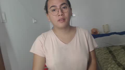 bella online show from February 10, 2:30 am