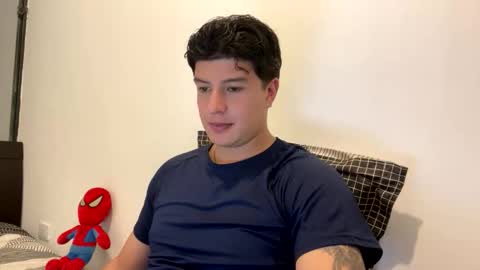 goldenknight33 online show from October 12, 6:54 pm