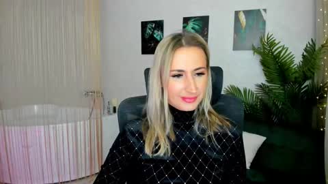 Olivia online show from September 10, 6:53 pm