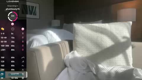 jax online show from April 9, 10:37 pm