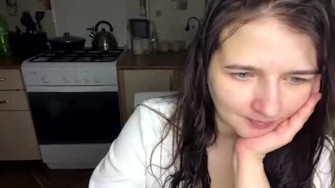 good_girl_24 online show from June 26, 8:36 pm