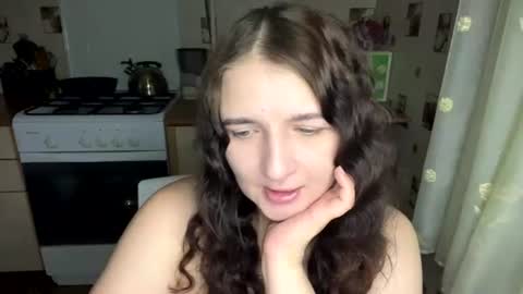 good_girl_24 online show from June 18, 10:48 pm