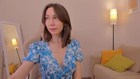 Good GlamorGirl online show from February 18, 4:23 am