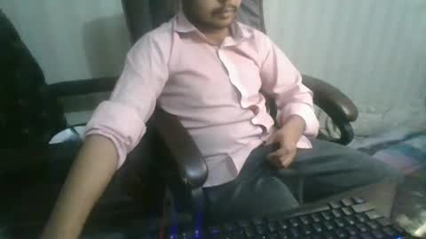 Arab Pronstar online show from February 15, 9:48 pm