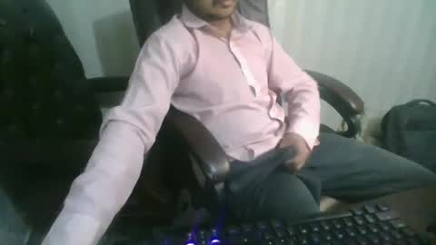 Arab Pronstar online show from February 16, 9:37 am