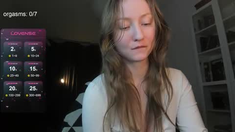 SOPHIE online show from February 14, 8:44 pm