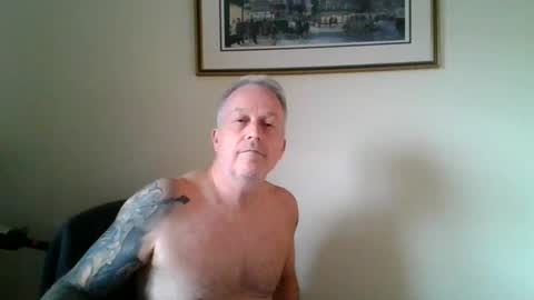 Snapshot of goodgriefnotagain chatting on October 27, 4:07 pm Goodgriefnotagain online show from October 27, 4:07 pm