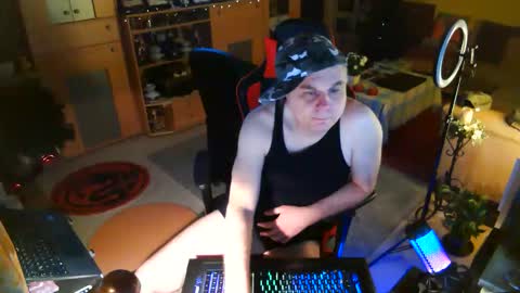 google5001 online show from February 15, 2:36 am