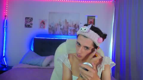 goth_minerva online show from January 17, 2:26 pm