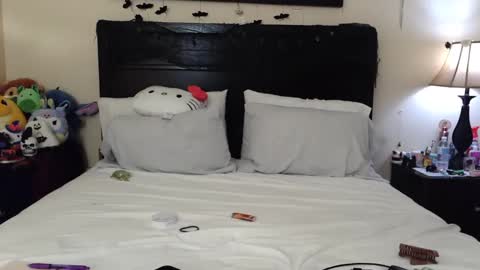 gothbaby305 online show from October 2, 11:03 pm