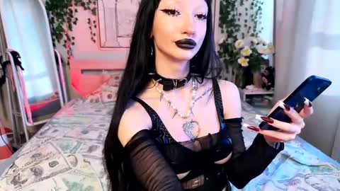    online show from March 11, 7:57 am