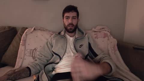 gottalovelatinas online show from January 8, 4:35 pm