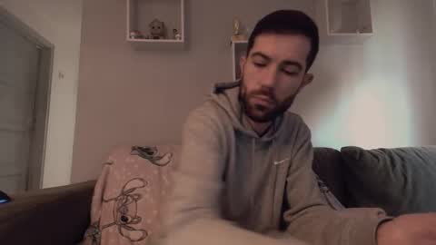 gottalovelatinas online show from November 10, 10:40 am