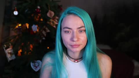 Snapshot of gracegreen chatting on December 16, 7:10 pm I will be glad to see you  30 N  1800  - 2300 gmt3  online show from December 16, 7:10 pm