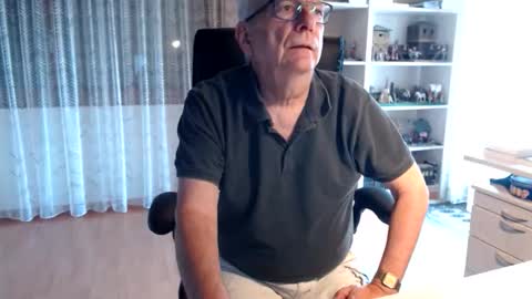 grandpach online show from June 4, 11:05 am