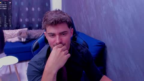 greekgod199 online show from June 6, 3:29 pm