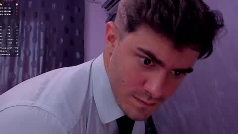 greekgod199 online show from June 27, 12:22 pm