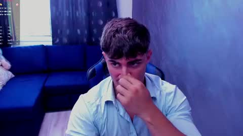 greekgod199 online show from June 18, 4:18 am
