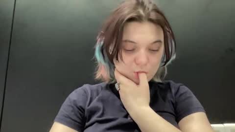 April online show from February 20, 7:41 pm