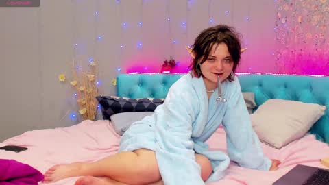 April online show from January 1, 10:03 pm